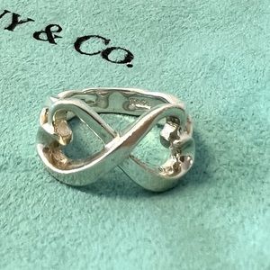 Tiffany & Co. Paloma Picasso 925 Double Loving Heart ring Size 6.5